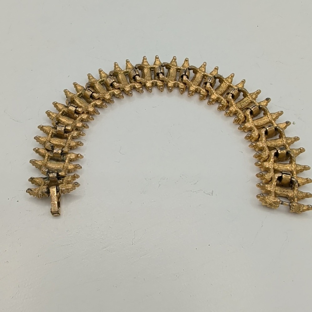 Vintage Avon Brutalist Gold Tone Textured Nugget Link‎ Bracelet - Picture 10 of 16
